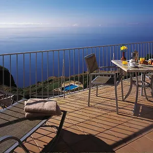 Üdülőközpont Village Cabo Girao, Câmara de Lobos